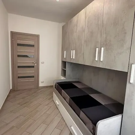 Apartman Trilocale 5 Posti Letto