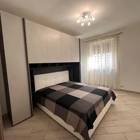 Trilocale 5 Posti Letto *